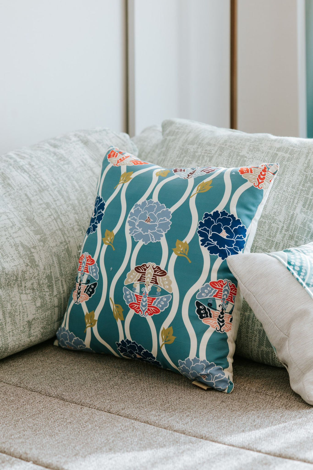 BOTAN 牡丹 Cushion (40x40)